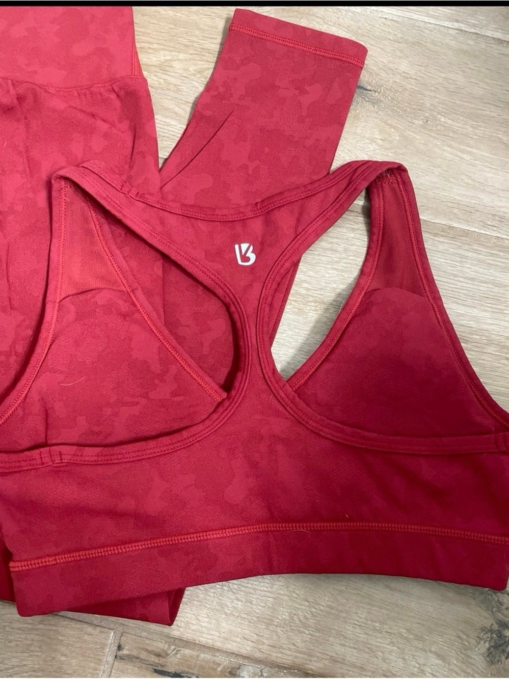 SOLD Buffbunny V-Neck Sports Bra and Legging Set - Red Camo - Picture 2 of 6